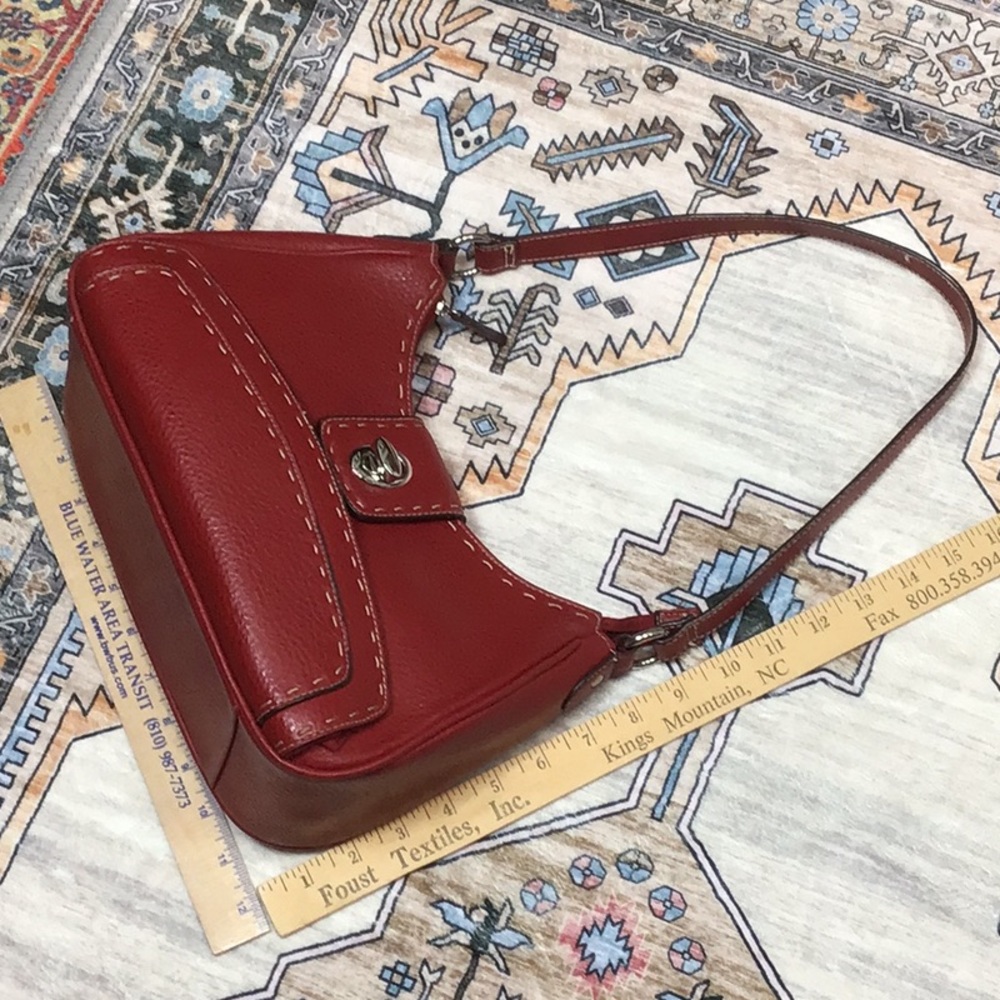 ๐น ROSETTI Red Pebble Faux Leather Secret Compartment with Wallet and Coin Purse - Picture 10 of 16